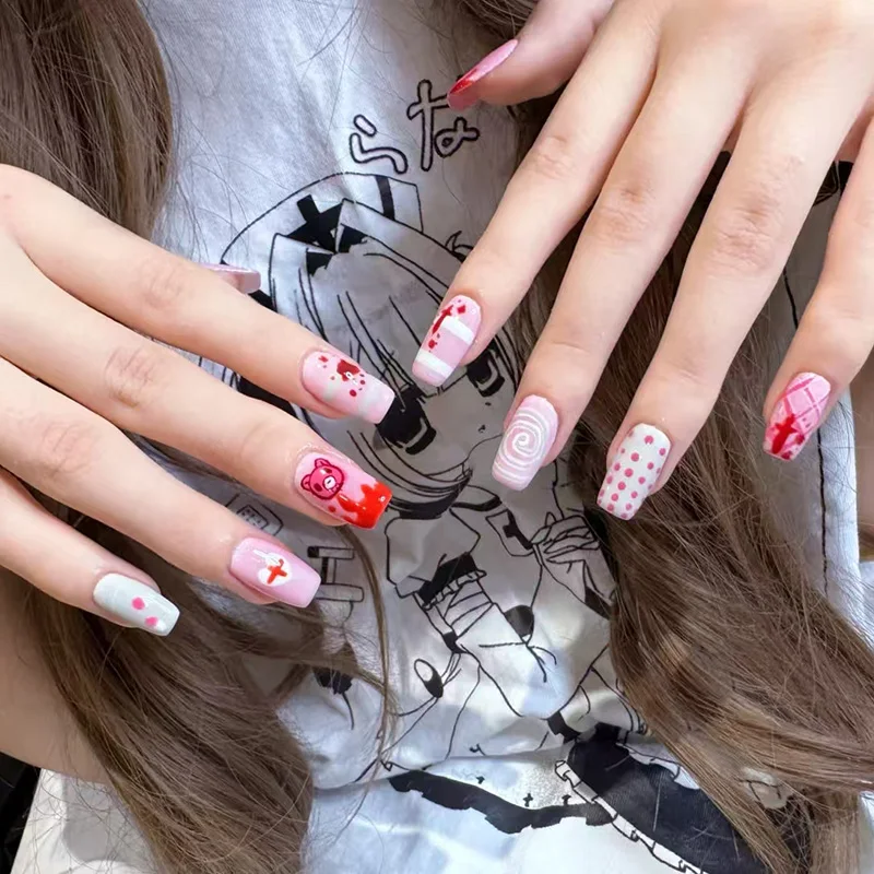 Nail Art Motif - Uñas postizas con diseño de oso