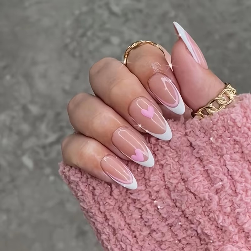 Uñas de almendra con forma de  - Nail Art France reseña y precio